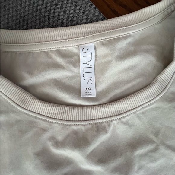 Silver gray 2x top - Picture 1 of 4